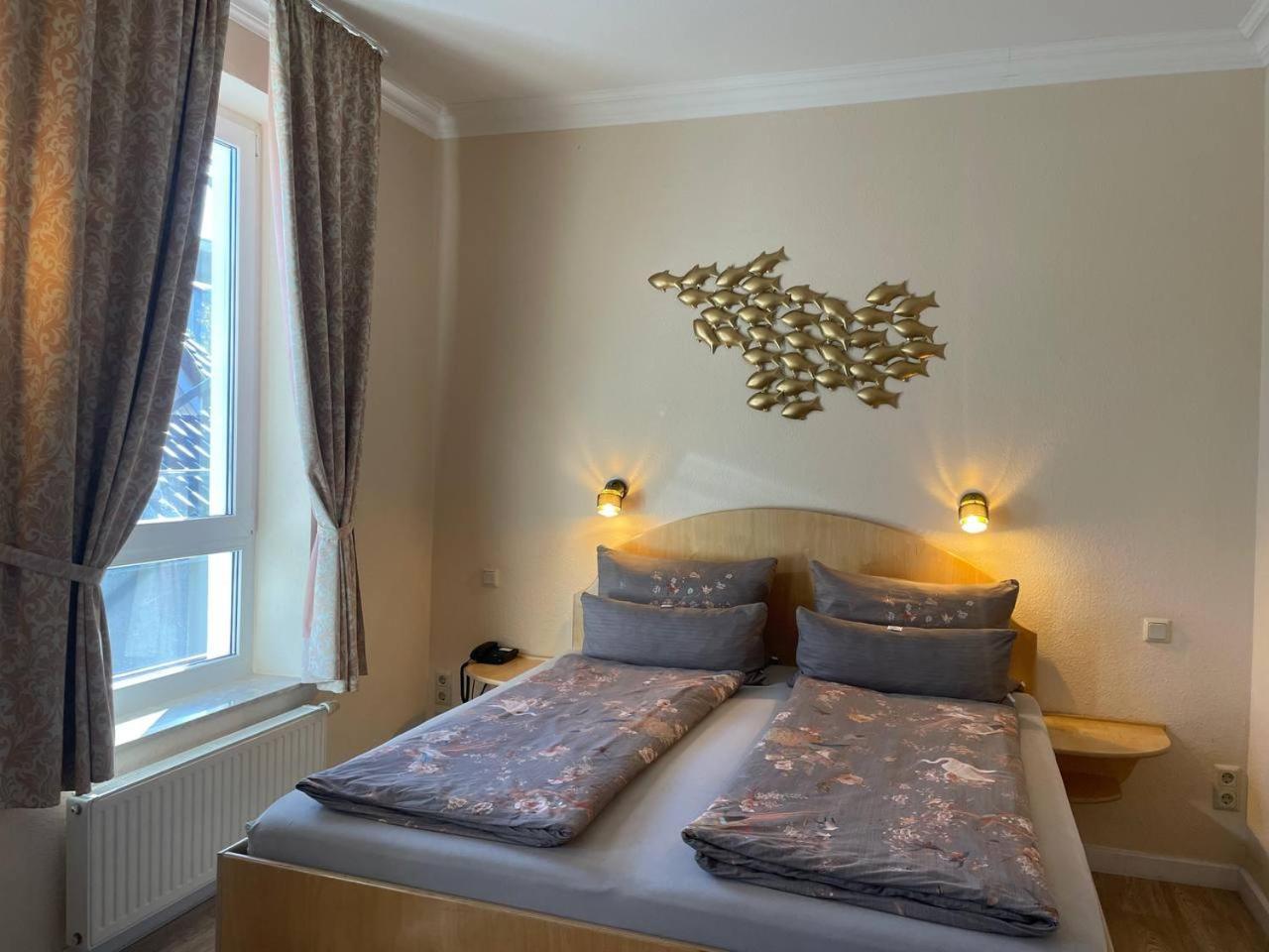 Hotel Deichvoigt Куксхавен Екстериор снимка