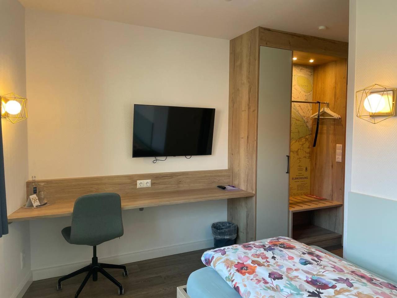 Hotel Deichvoigt Куксхавен Екстериор снимка
