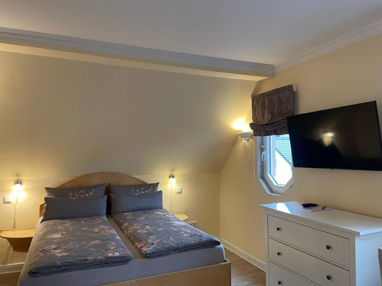 Hotel Deichvoigt Куксхавен Екстериор снимка
