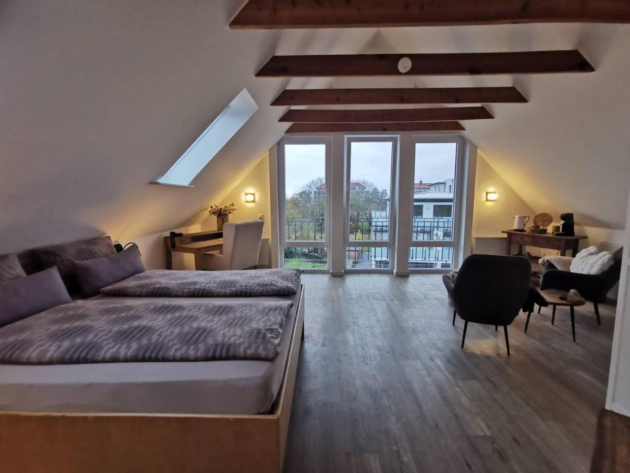 Hotel Deichvoigt Куксхавен Екстериор снимка